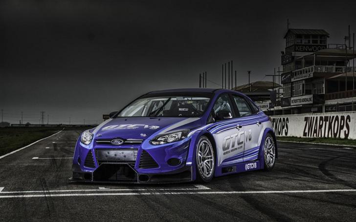 Ford Focus Sedan GTC Series/Gamintojo nuotrauka