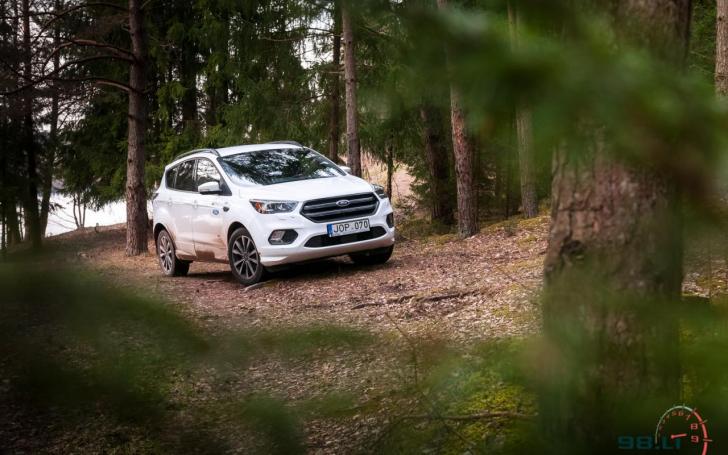 Ford Kuga/vytophoto.com nuotrauka