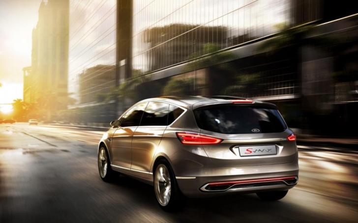 Ford S-MAX Concept/gamintojo nuotrauka