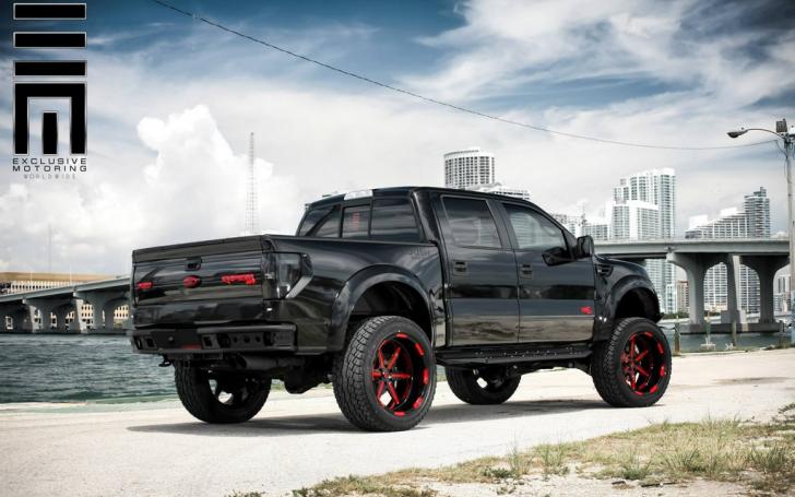 Ford SVT Raptor Exclusive Motoring