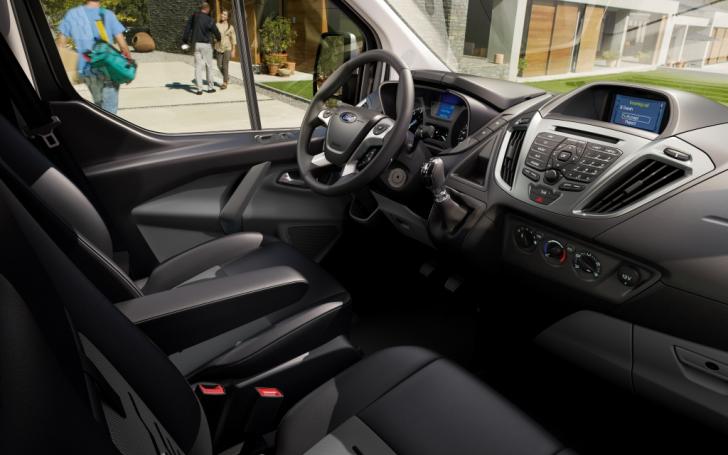 Ford Transit Custom iš vidaus / Gamintojo nuotrauka