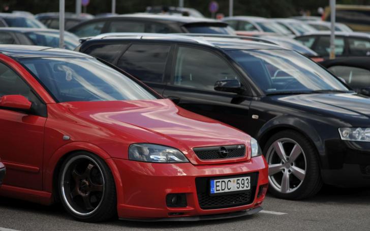 Freshfit 2015 žiūrovų automobiliai/98.lt nuotrauka