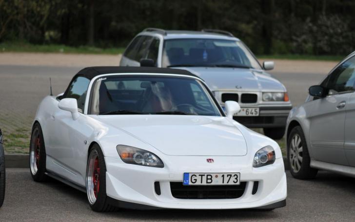 Freshfit 2015 žiūrovų automobiliai/98.lt nuotrauka