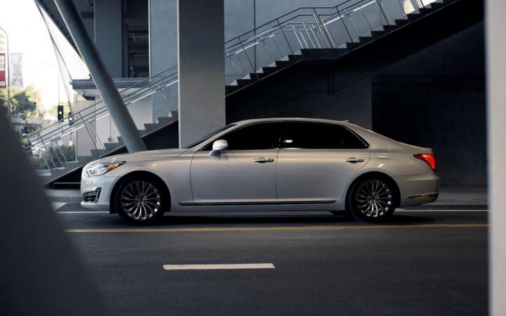 Genesis G90/Gamintojo nuotrauka