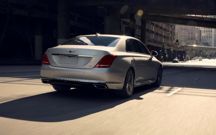 Genesis G90/Gamintojo nuotrauka