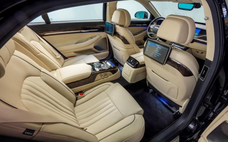 Genesis G90/Gamintojo nuotrauka Genesis G90/Gamintojo nuotrauka