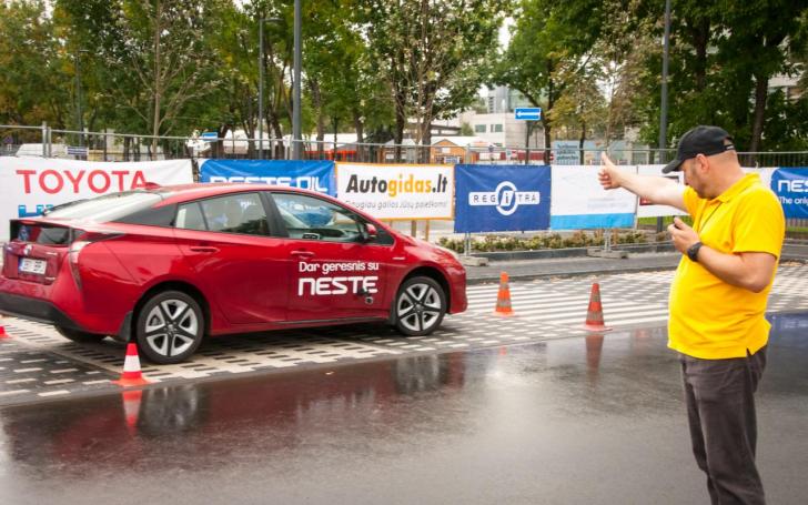 Geriausias Lietuvos vairuotojas 2016/Vytauto Pilkausko nuotrauka