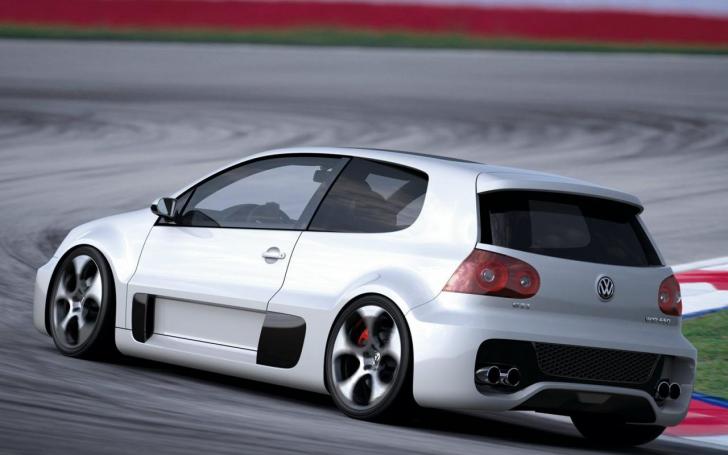 VW Golf GTI W12/Gamintojo nuotrauka