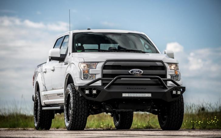 Hennessey Velociraptor 700
