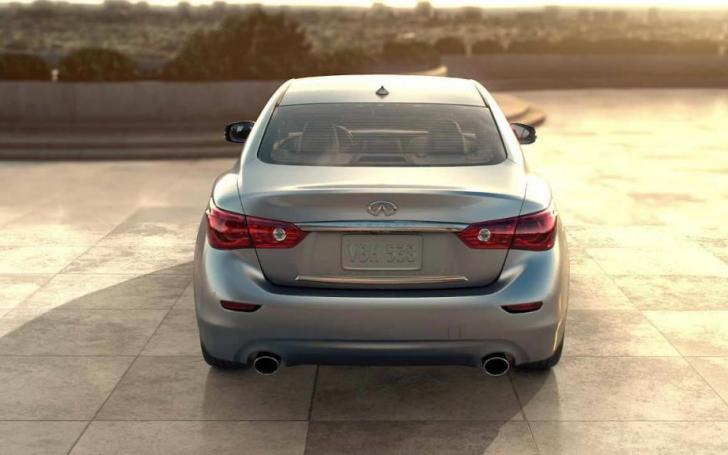 Infiniti Q50/Gamintojo nuotrauka
