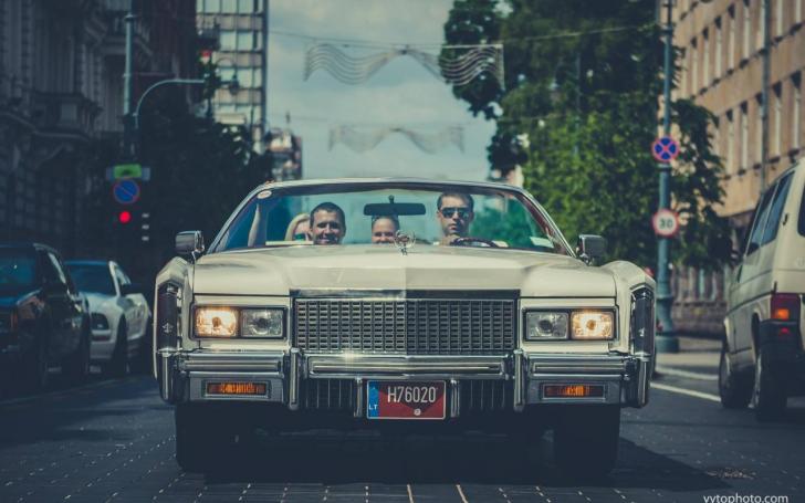 Istoriniai automobiliai