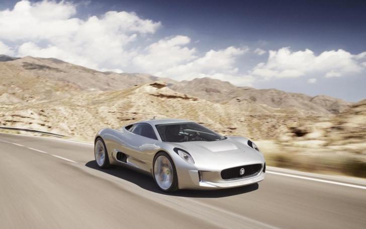 Jaguar C-X75/Gamintojo nuotrauka
