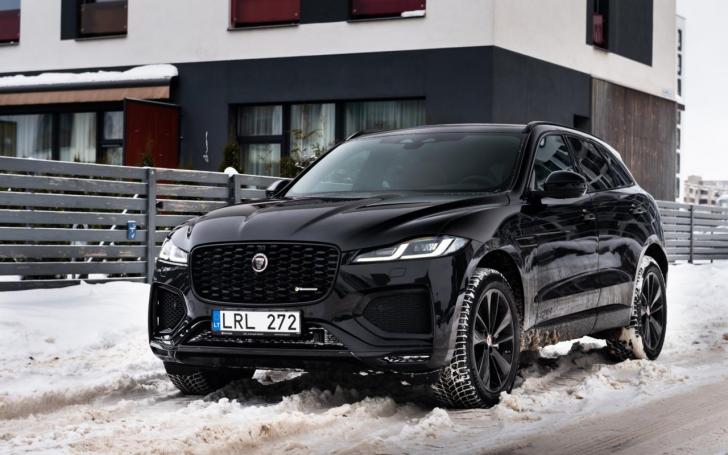 Jaguar F-Pace
