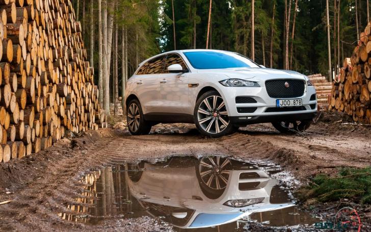 Jaguar F-Pace