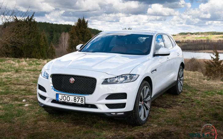 Jaguar F-Pace
