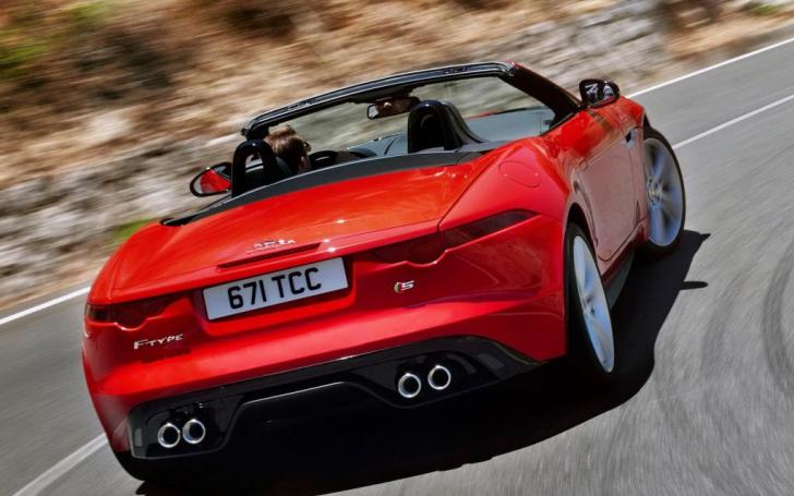 Jaguar F-Type/Gamintojo nuotrauka