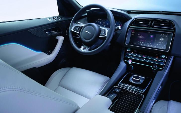 Jaguar F-Pace/Gamintojo nuotrauka