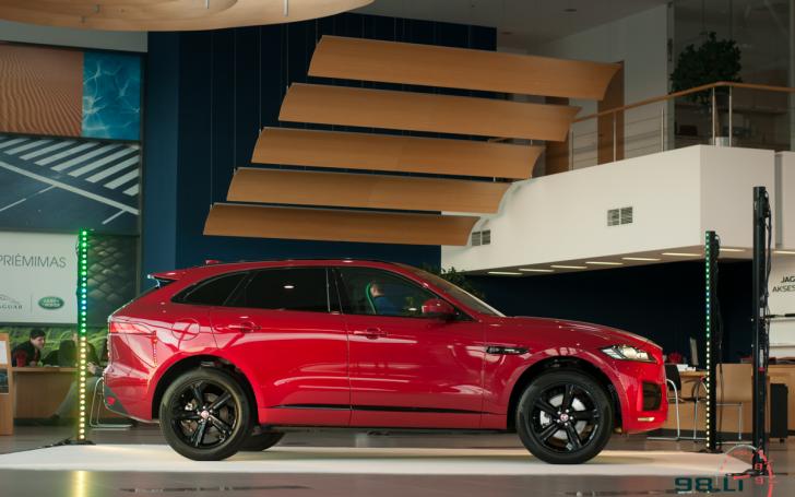 Jaguar F-Pace/Vytauto Pilkausko nuotrauka Jaguar F-Pace/Vytauto Pilkausko nuotrauka