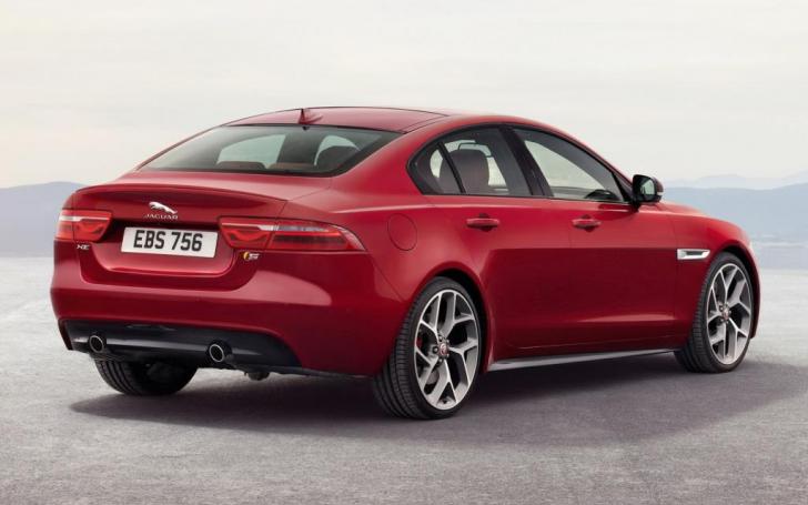 Jaguar XE/Gamintojo nuotrauka