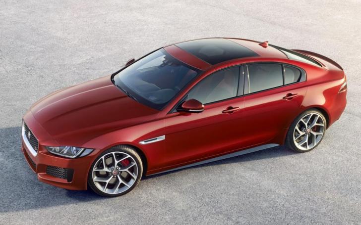 Jaguar XE/Gamintojo nuotrauka