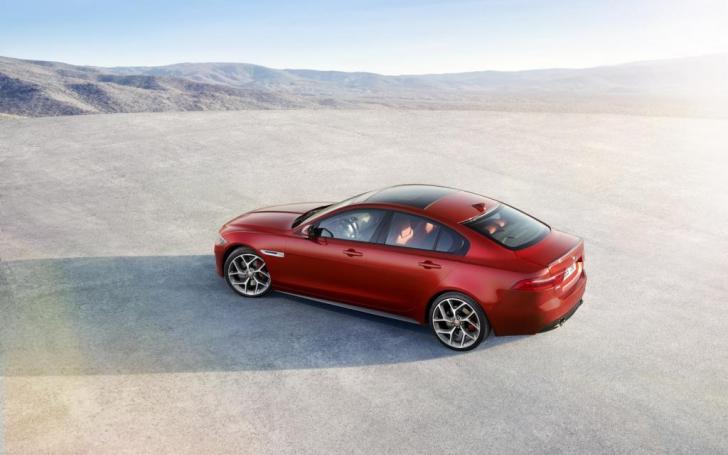Jaguar XE/Gamintojo nuotrauka