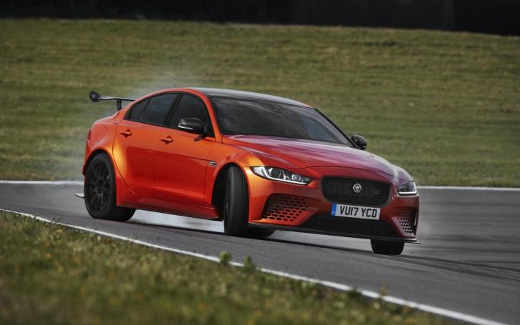 Jaguar XE SV Project 8