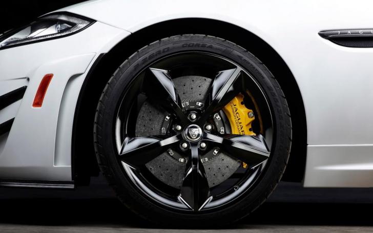 Jaguar XKR-S GT/Gamintojo nuotrauka
