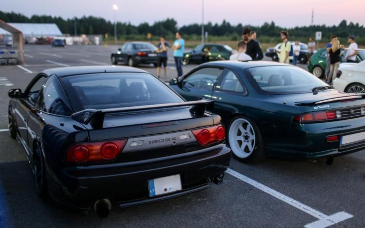 Japoniški automobiliai/Organizatorių nuotrauka Japoniški automobiliai/Organizatorių nuotrauka