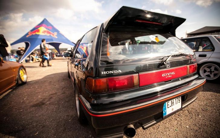 Japoniški automobiliai/Organizatorių nuotrauka