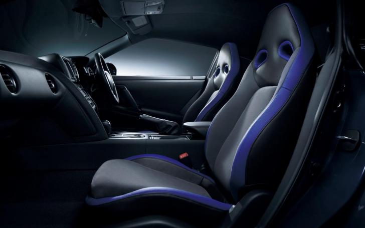 JDM Nissan GT-R Track Pack/Gamintojo nuotrauka