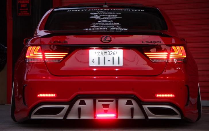 JobDesign Lexus LS460L/Gamintojo nuotrauka