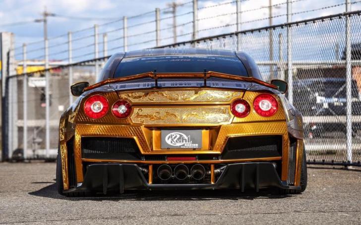 Nissan GTR Kuhl Racing/Gamintojo nuotrauka