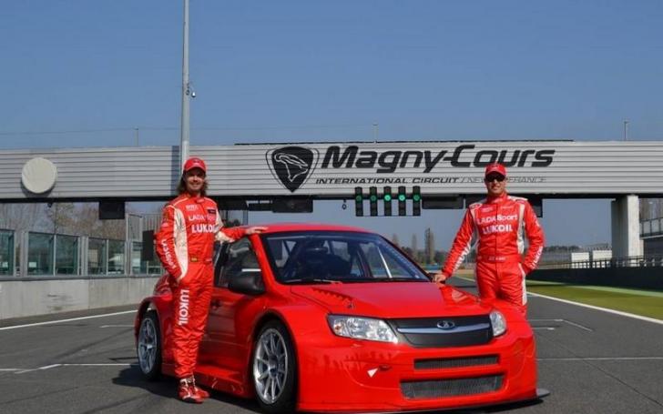 Lada Granta TC1 WTCC/Gamintojo nuotrauka