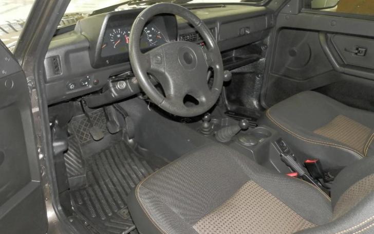 Lada Niva/Gamintojo nuotrauka