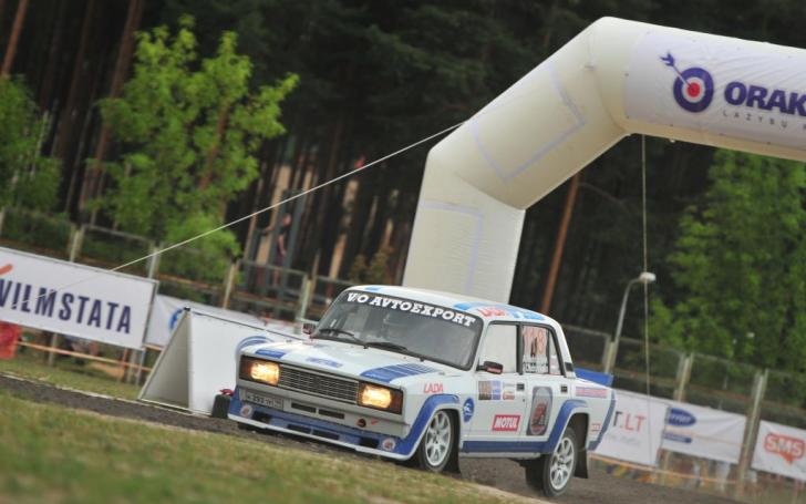 LADA VFTS