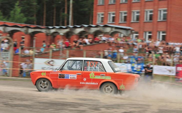 LADA VFTS