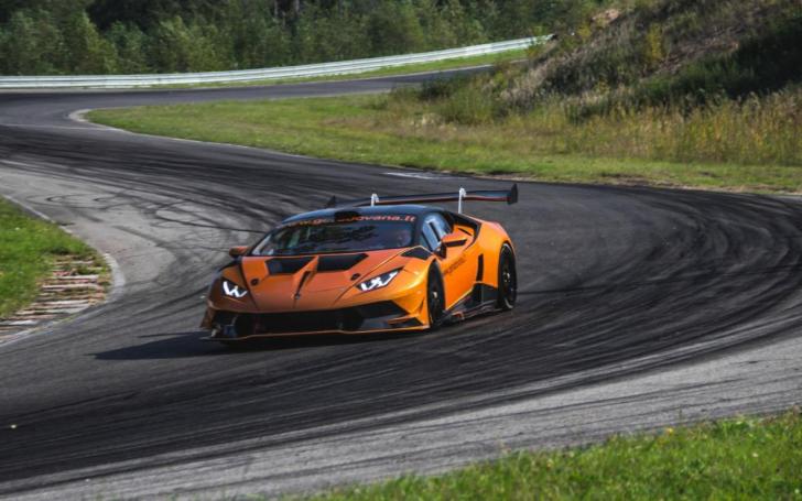 Lamborghini Huracan Super Trofeo GT