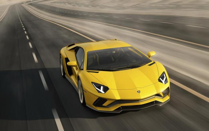 Lamborghini Aventador Roadster