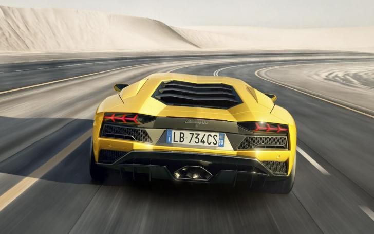 Lamborghini Aventador S