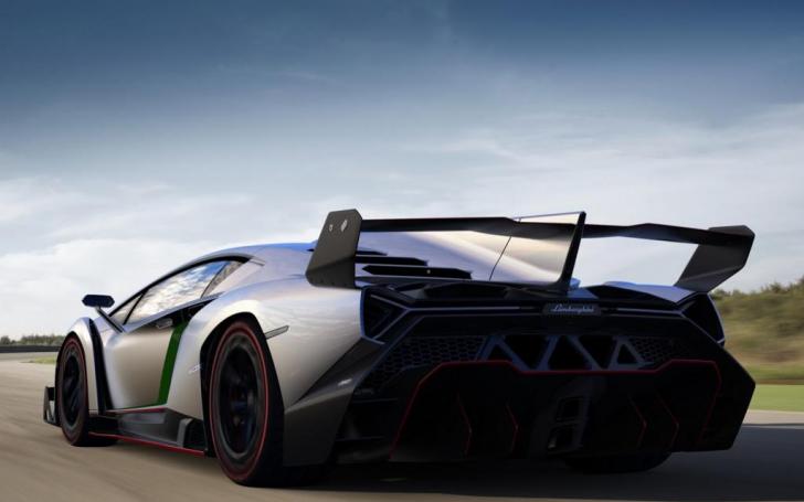 Lamborghini Veneno /Gamintojo nuotrauka
