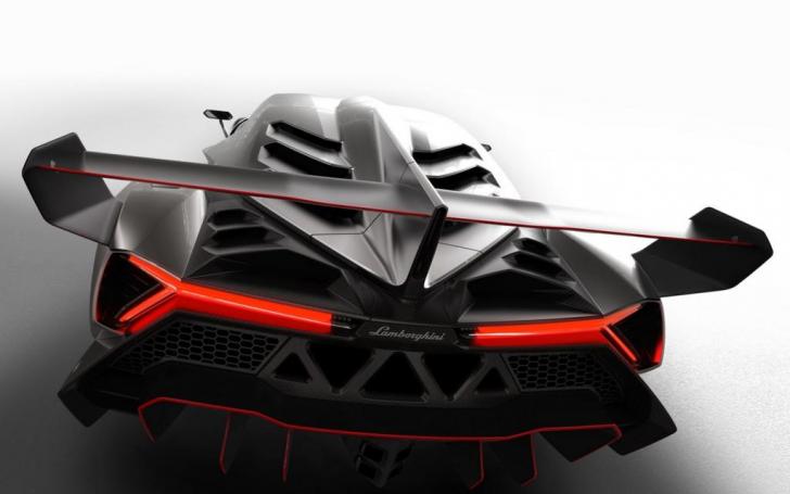 Lamborghini Veneno /Gamintojo nuotrauka