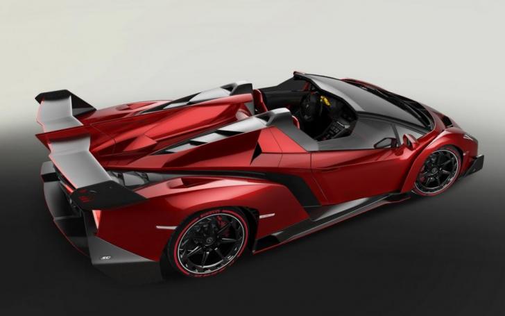 Lamborghini Veneno Roadster/Gamintojo nuotrauka