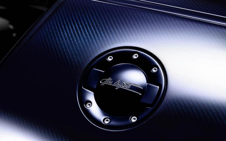Ettore Bugatti Legend/Gamintojo nuotrauka