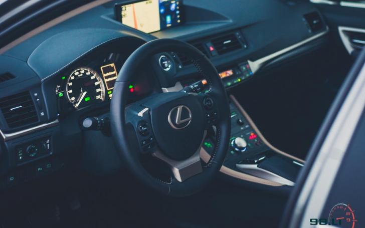 Lexus CT 200h