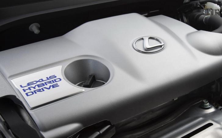 Lexus ES/Gamintojo nuotrauka