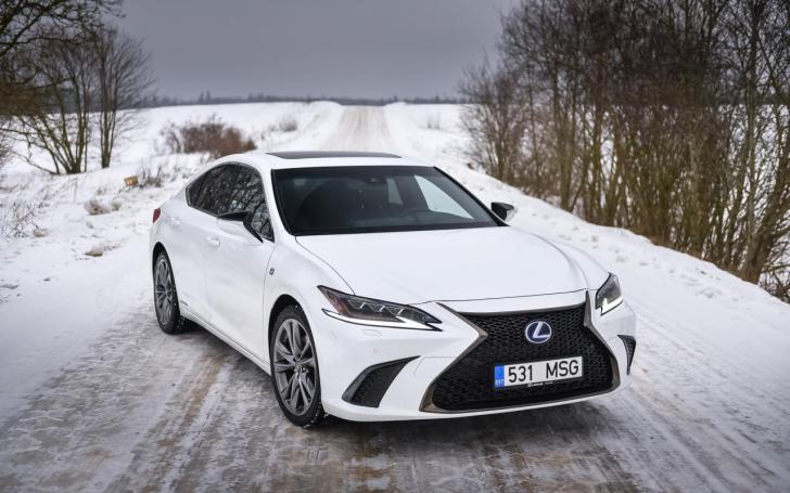 Lexus ES 300h