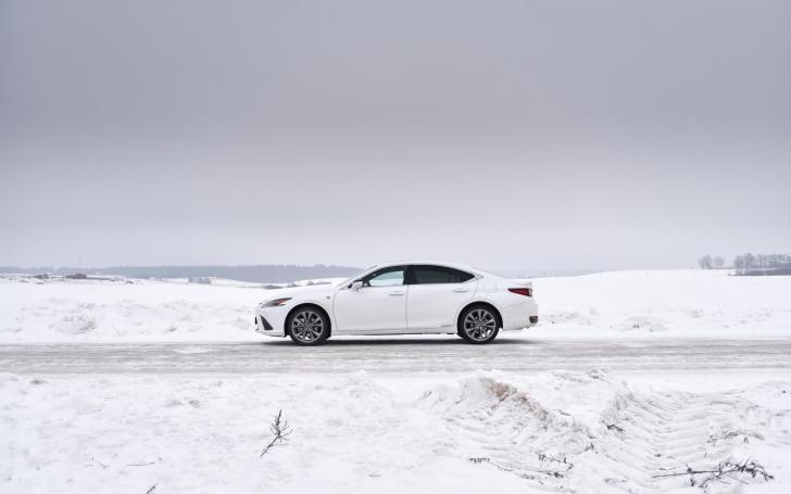 Lexus ES 300h