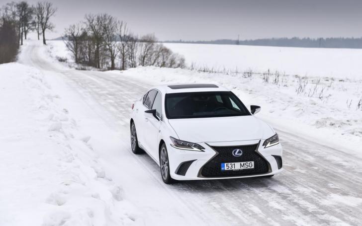 Lexus ES 300h