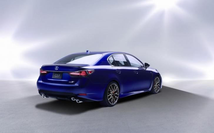 Lexus GS F/Gamintojo nuotrauka