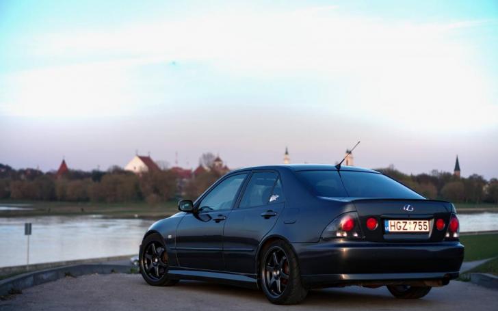 Lexus IS/Andriaus Sazanskio nuotrauka Lexus IS/Andriaus Sazanskio nuotrauka
